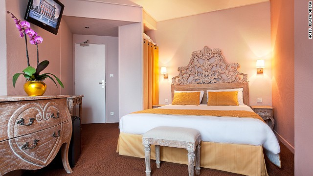 paris pay what you want hotel