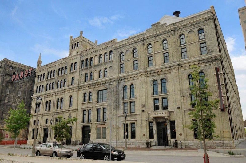 Brewhouse Inn and Suites