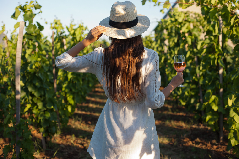 what-to-wear-at-a-vineyard